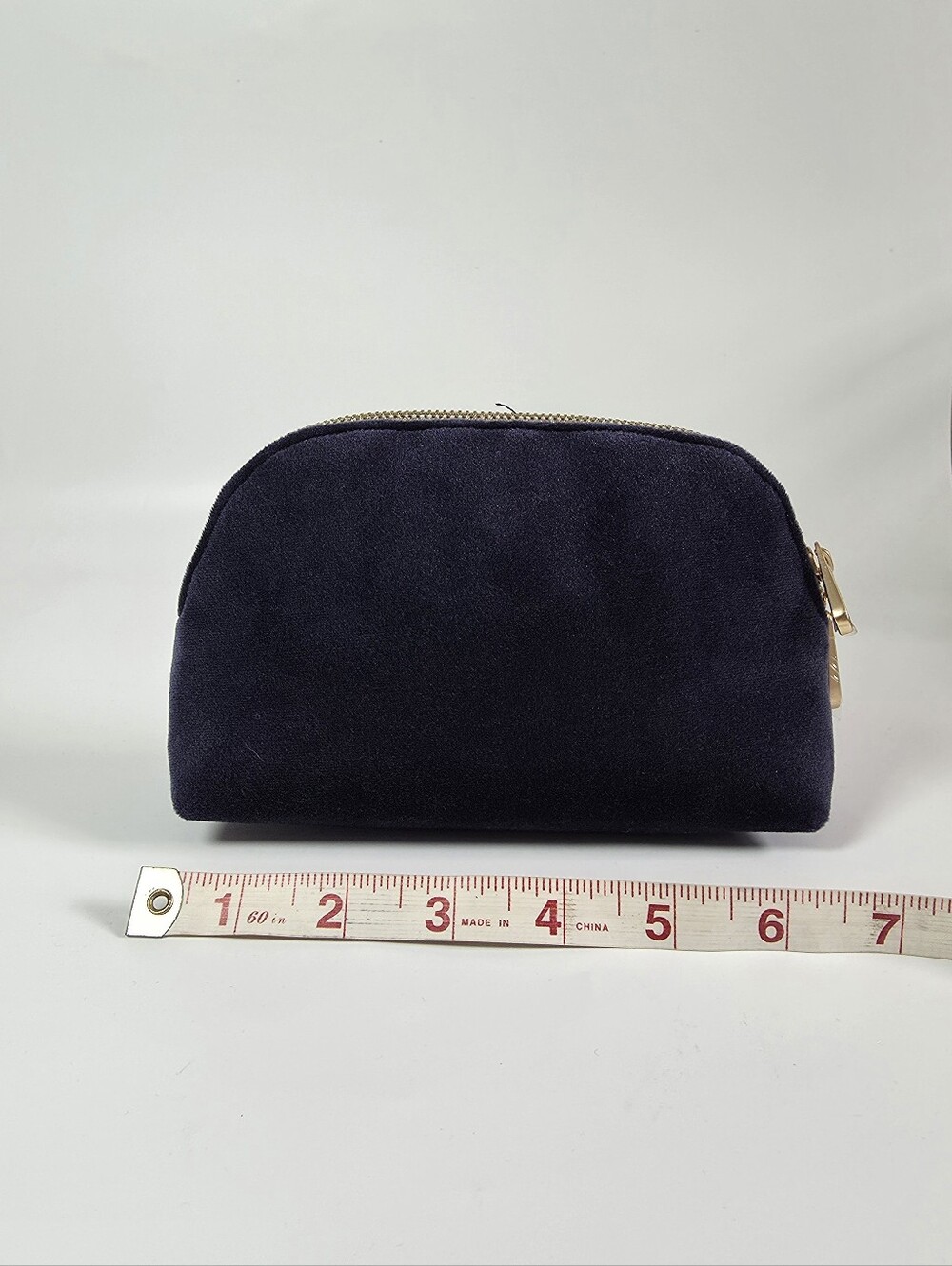 New Dior Trousse Pouch Make Up Bag Navy Blue Velvet CD Logo Gold Zipper Trim - Picture 2 of 9